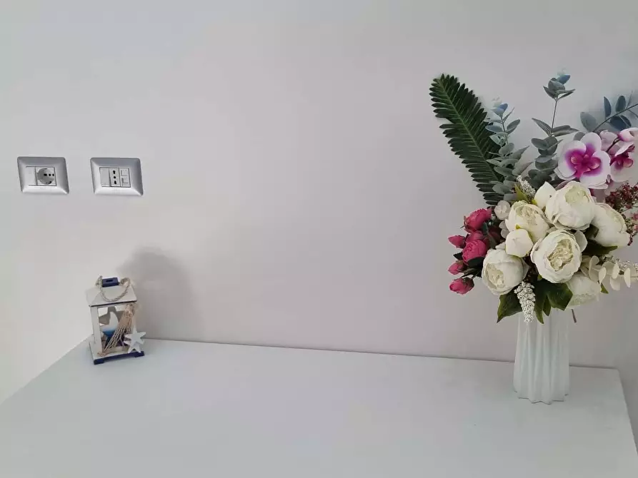 Immagine 20 di Camera in affitto  in Via dei Tribunali268 a Napoli
