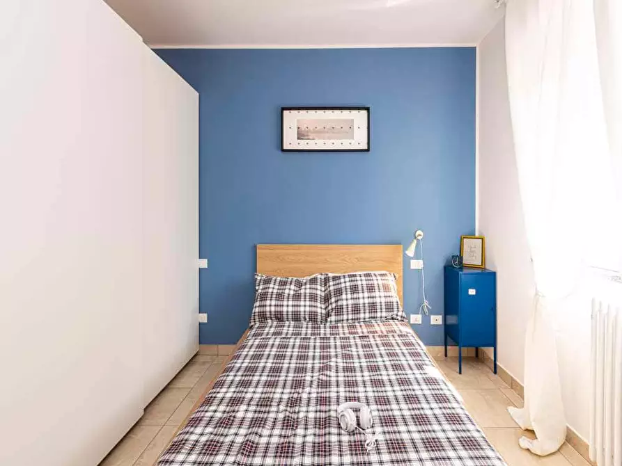 Immagine 5 di Camera in affitto  in Via Giuseppe Regaldi19 a Milano