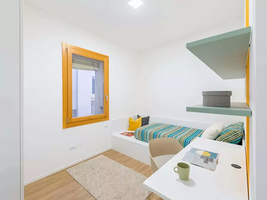 Immagine 5 di Camera in affitto  in Via Armari11 a Ferrara