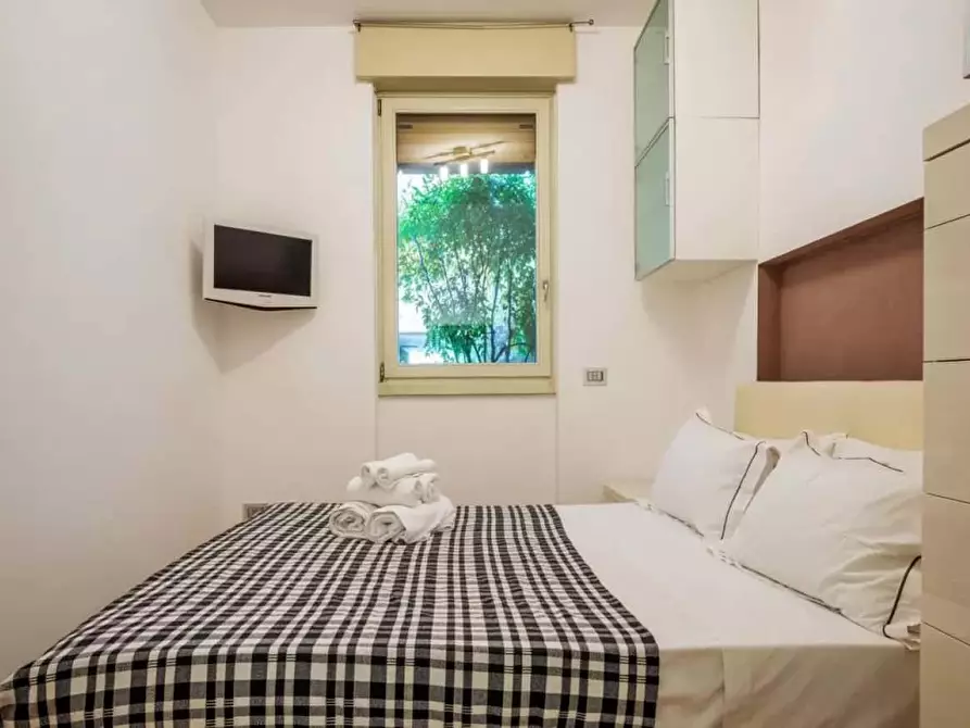 Immagine 12 di Appartamento in affitto  in Via San Gregorio43 a Milano