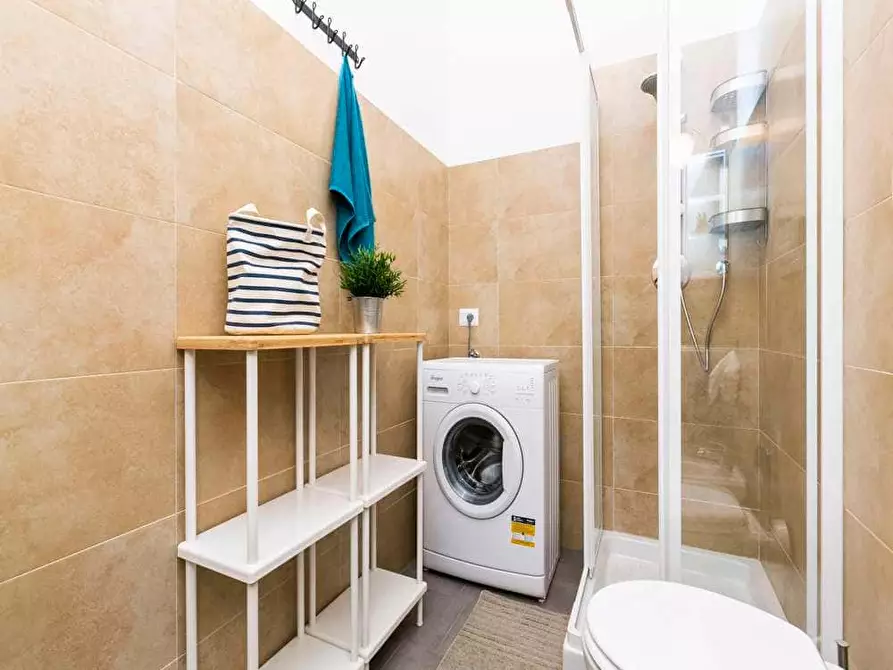 Immagine 19 di Camera in affitto  in Viale Beatrice D'Este4 a Milano