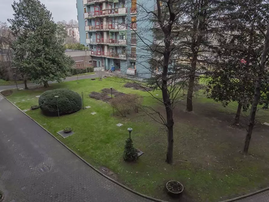 Immagine 24 di Appartamento in affitto  in Via Giambellino131 a Milano