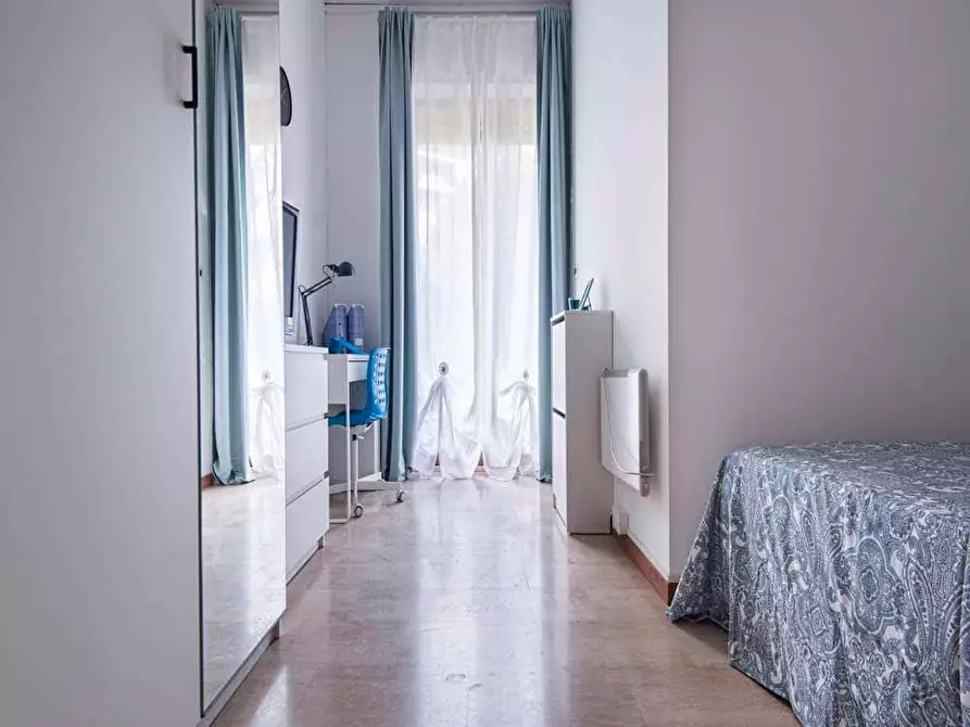 Immagine 5 di Camera in affitto  in Via Pordenone13 a Milano