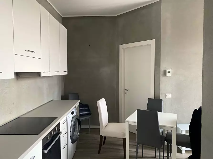 Immagine 20 di Camera in affitto  in Via San Basilio21 a Milano