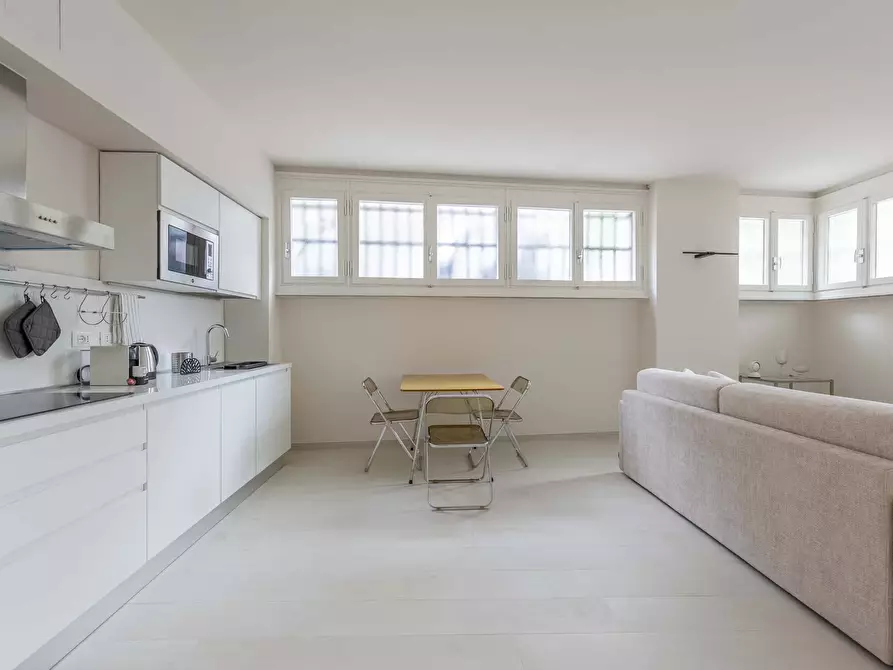Immagine 21 di Appartamento in affitto  in Via Francesco Melzi d'Eril26 a Milano