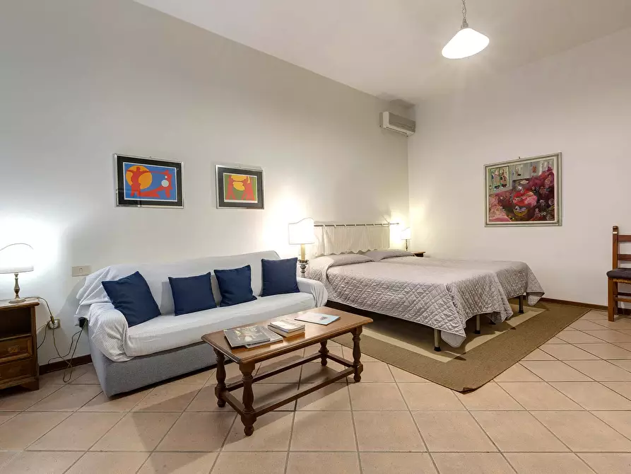 Immagine 4 di Appartamento in affitto  in Via dei Tavolini1 a Firenze