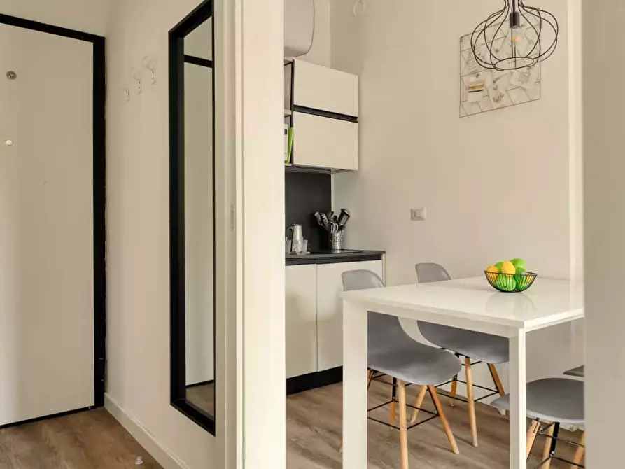 Immagine 9 di Appartamento in affitto  in Via Lodovico Muratori5 a Milano