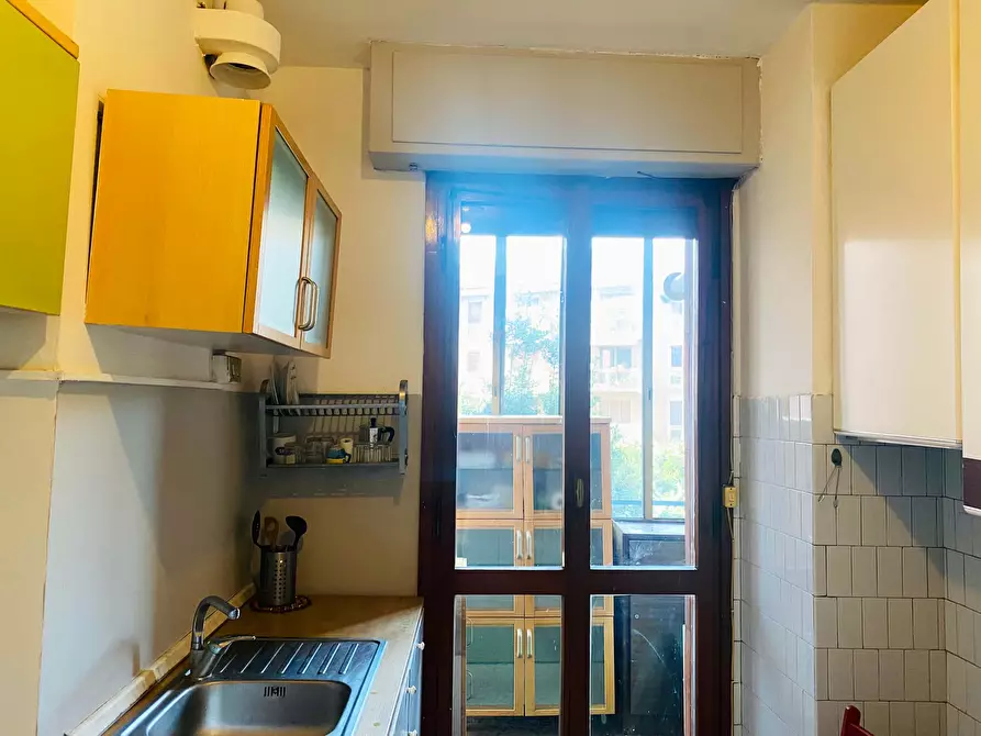 Immagine 19 di Camera in affitto  in Via Ercolano a Milano