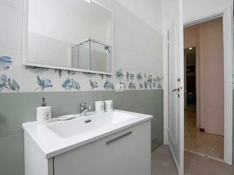 Immagine 6 di Appartamento in affitto  in Via Papiniano22 a Roma