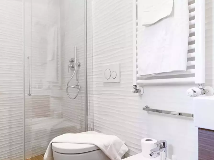 Immagine 30 di Appartamento in affitto  in Via Val D'Aposa4 a Bologna