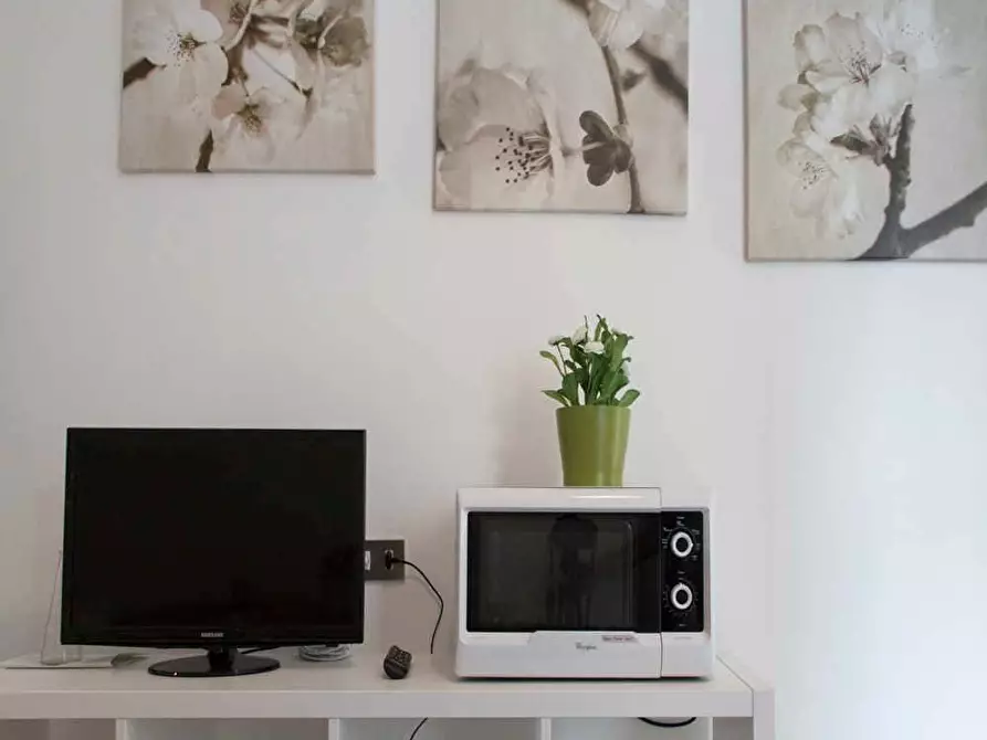 Immagine 8 di Camera in affitto  in Via Salvatore Barzilai6 a Milano