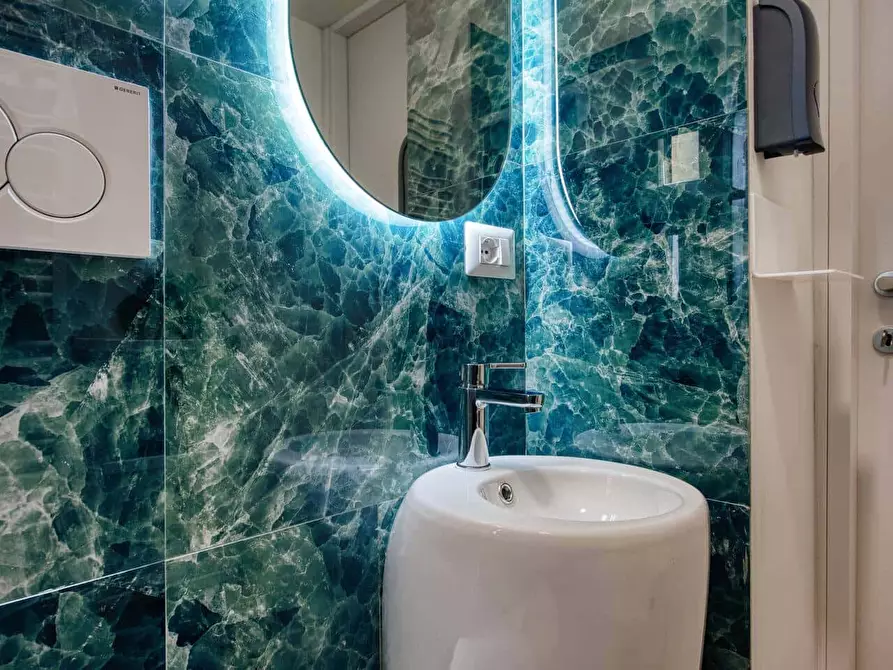 Immagine 13 di Appartamento in affitto  in Via Pietro Calvi3 a Milano