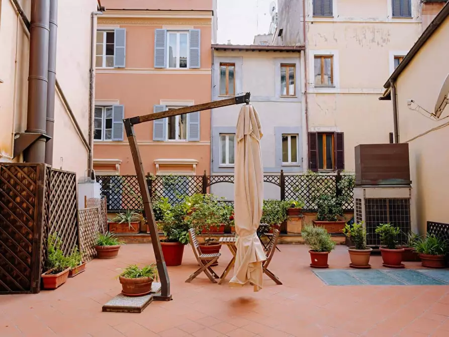 Immagine 20 di Appartamento in affitto  in Vicolo delle Vacche10 a Roma