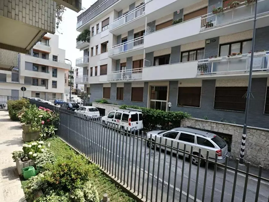 Immagine 6 di Appartamento in affitto  in Via Alberto Mario26 a Milano