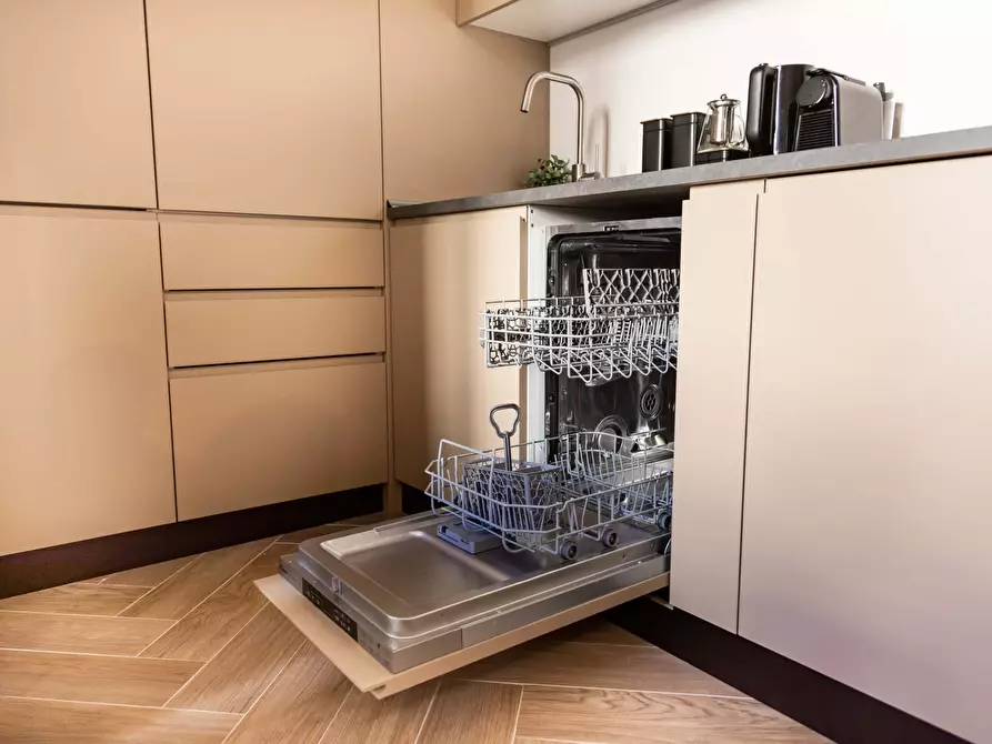 Immagine 20 di Appartamento in affitto  in Via Aldo Manuzio95 a Roma