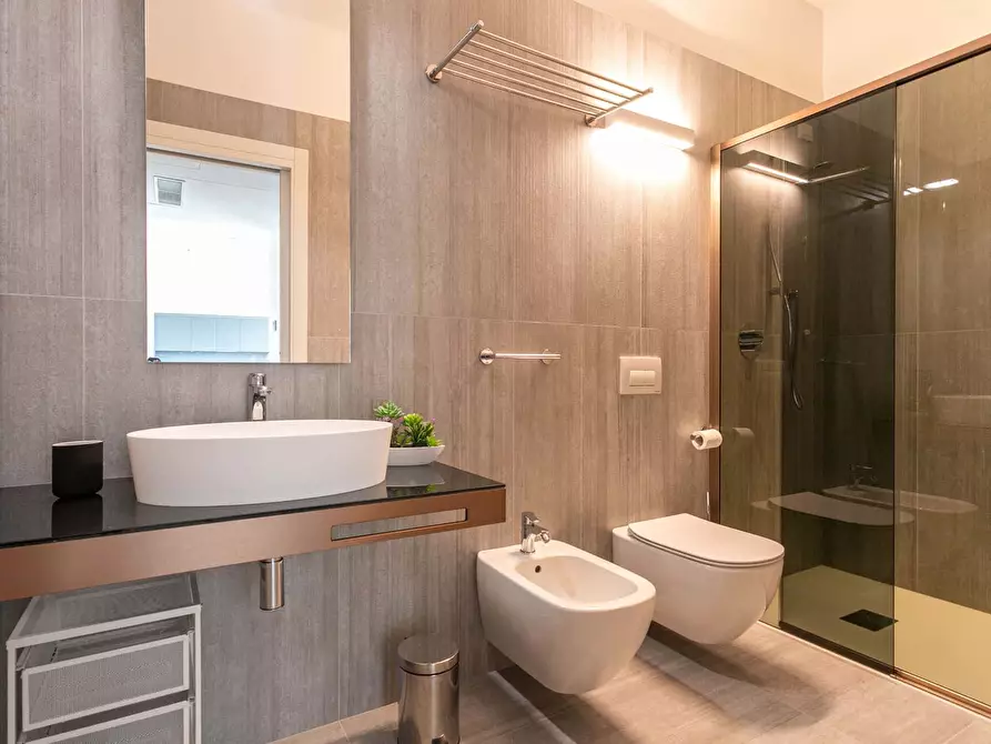 Immagine 9 di Appartamento in affitto  in Via Torino2 a Venezia