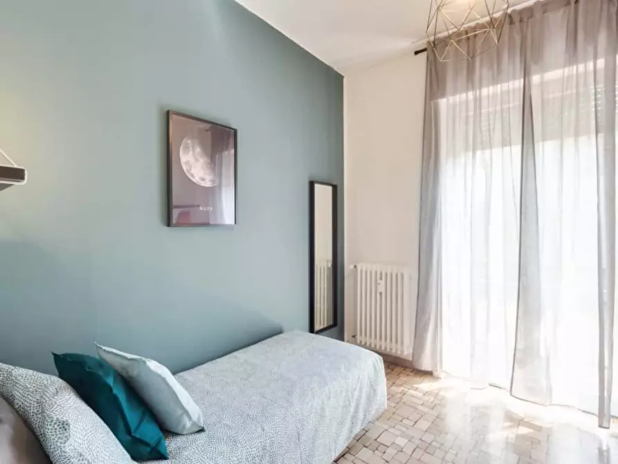 Immagine 1 di Camera in affitto  in Via Antonio Cecchi16 a Milano