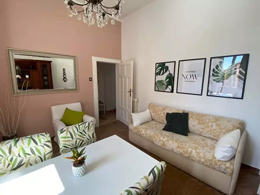 Immagine 5 di Appartamento in affitto  in Via la Spezia81 a Roma