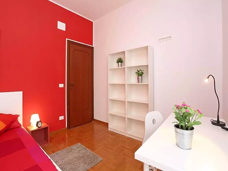 Immagine 18 di Camera in affitto  in Via Gualdo Tadino4 a Roma