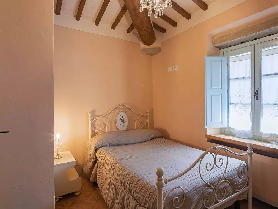 Immagine 41 di Appartamento in affitto  in 52044 Mezzavia, Province of Arezzo, Italy a Cortona