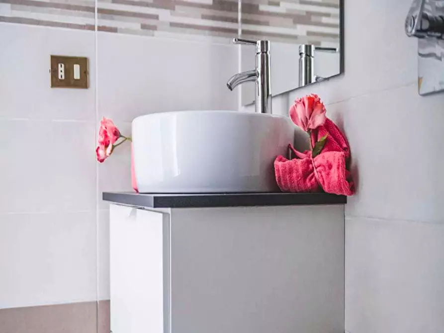 Immagine 23 di Camera in affitto  in Viale Nazario Sauro4 a Milano