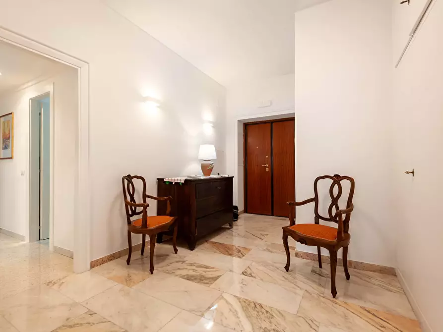 Immagine 9 di Appartamento in affitto  in Via Baldo degli Ubaldi135 a Roma