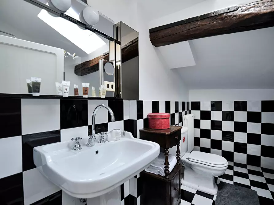 Immagine 21 di Appartamento in affitto  in Via Alfredo Testoni9 a Bologna