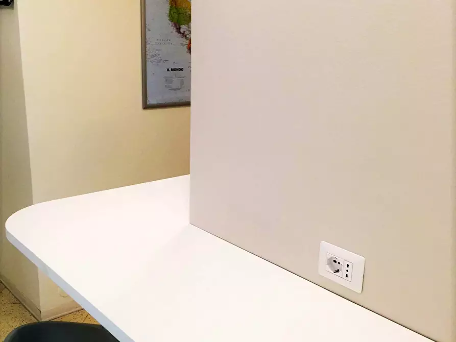 Immagine 10 di Camera in affitto  in Via Gentilino11 a Milano