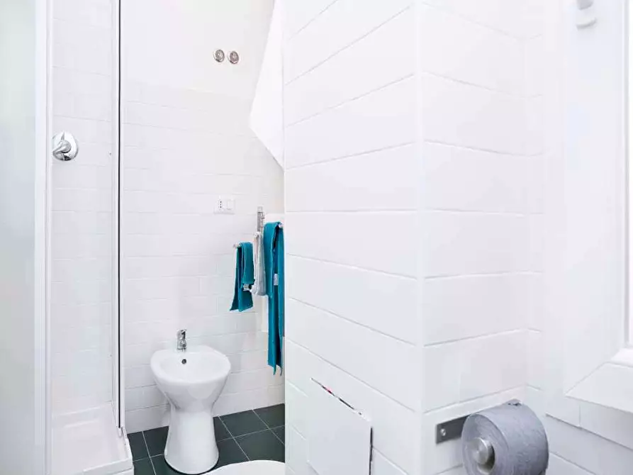 Immagine 9 di Camera in affitto  in Viale Carlo Espinasse12 a Milano