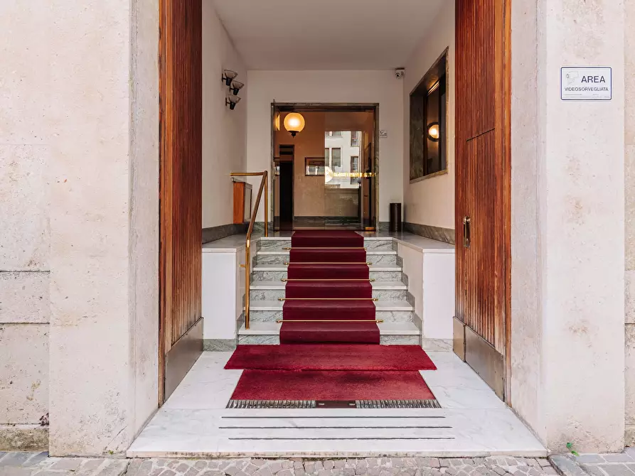 Immagine 26 di Appartamento in affitto  in Via Brera17 a Milano