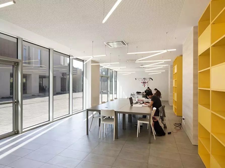 Immagine 12 di Camera in affitto  in Via Ugo Monneret de Villard1 a Milano