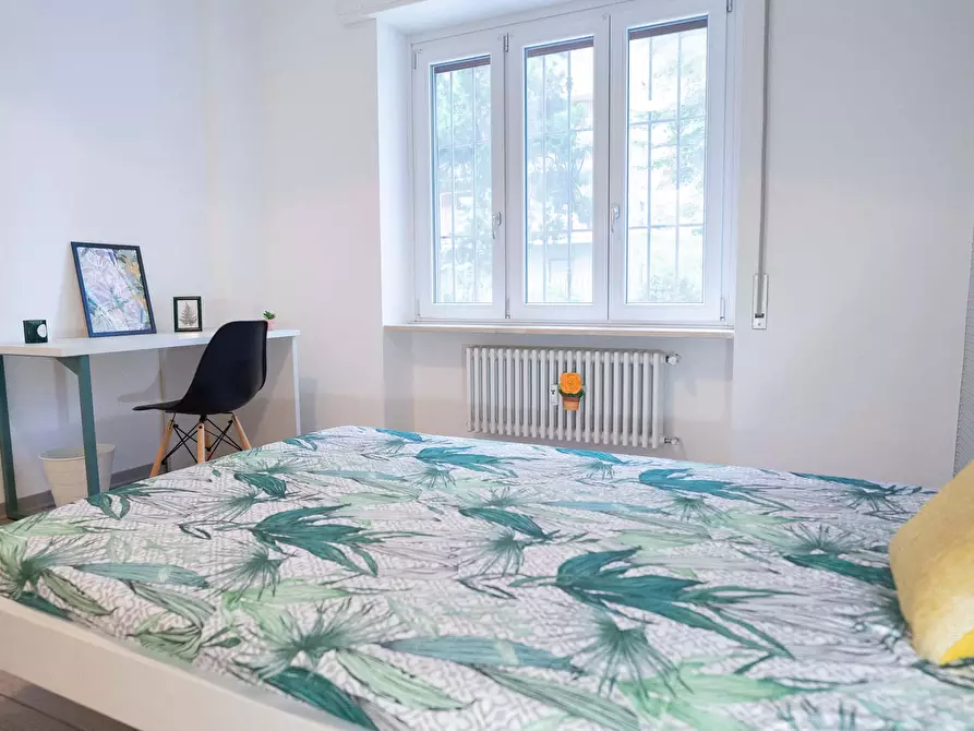 Immagine 3 di Camera in affitto  in Viale Caterina da Forlì50 a Milano