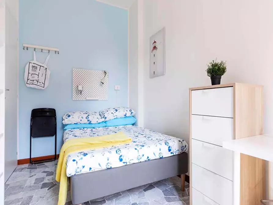 Immagine 5 di Camera in affitto  in Largo Cavalieri di Malta12 a Milano