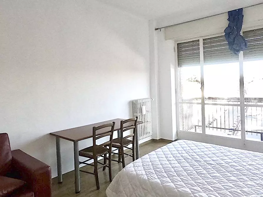 Immagine 2 di Camera in affitto  in Alzaia Naviglio Pavese106 a Milano