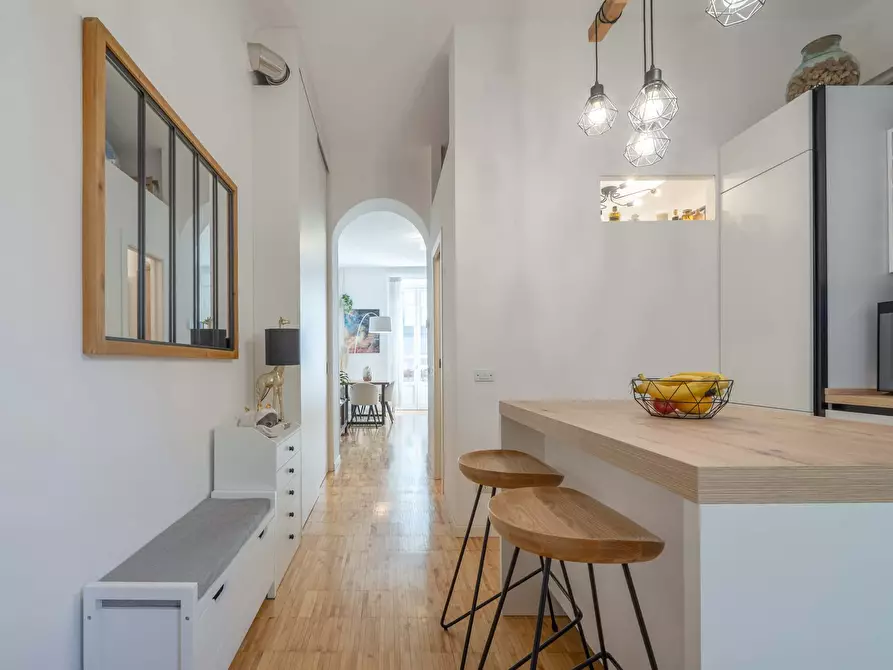 Immagine 32 di Appartamento in affitto  in Via Emilio Cornalia12 a Milano