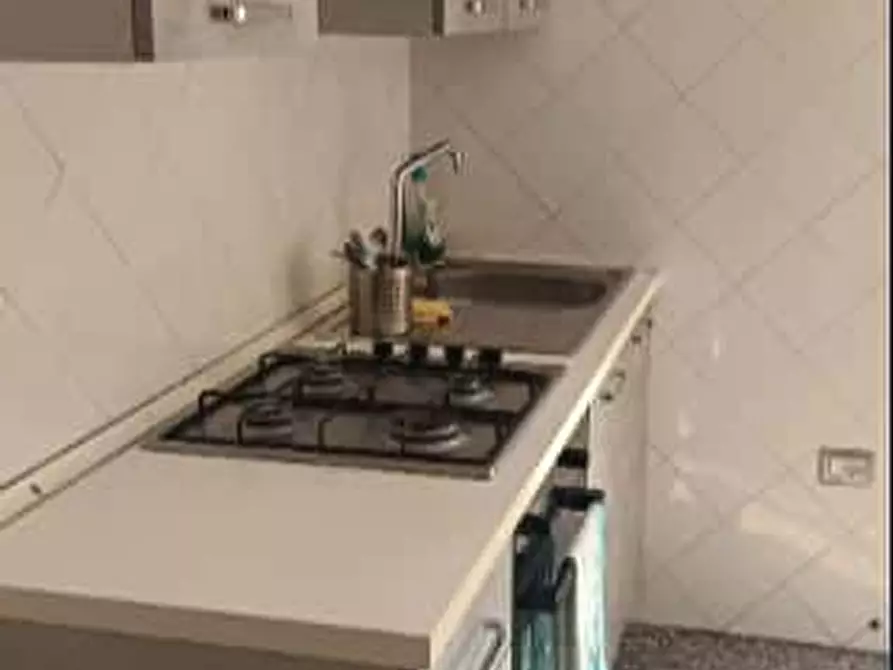 Immagine 8 di Camera in affitto  in Via Domenico Cimarosa45 a Cagliari