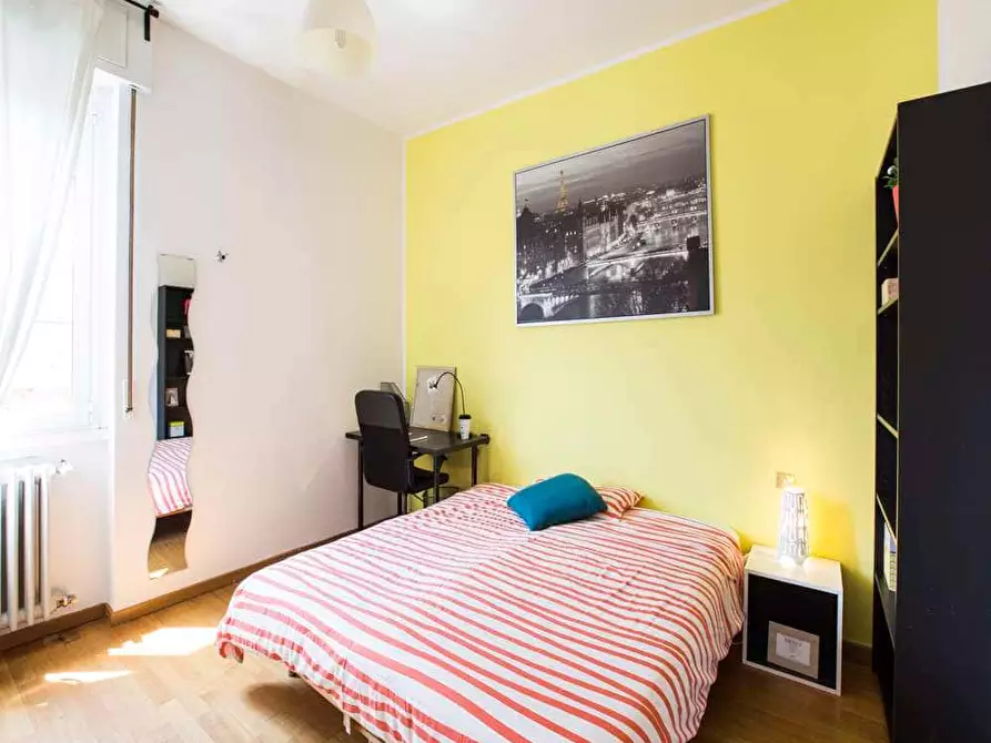 Immagine 6 di Camera in affitto  in Via Volterra12 a Milano