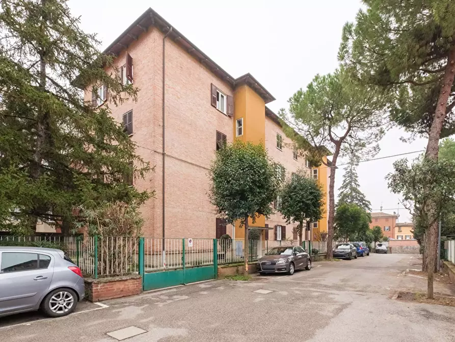 Immagine 46 di Appartamento in affitto  in Via Giuseppe Massarenti406 a Bologna