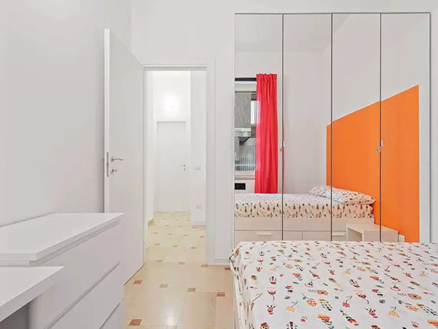 Immagine 2 di Camera in affitto  in Via Lentasio9 a Milano