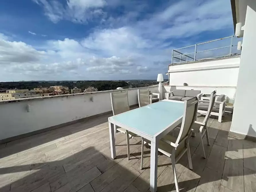 Immagine 32 di Appartamento in affitto  in Via Torri in Sabina14 a Roma