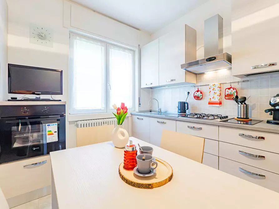 Immagine 9 di Appartamento in affitto  in Via Trento11 a Lecco