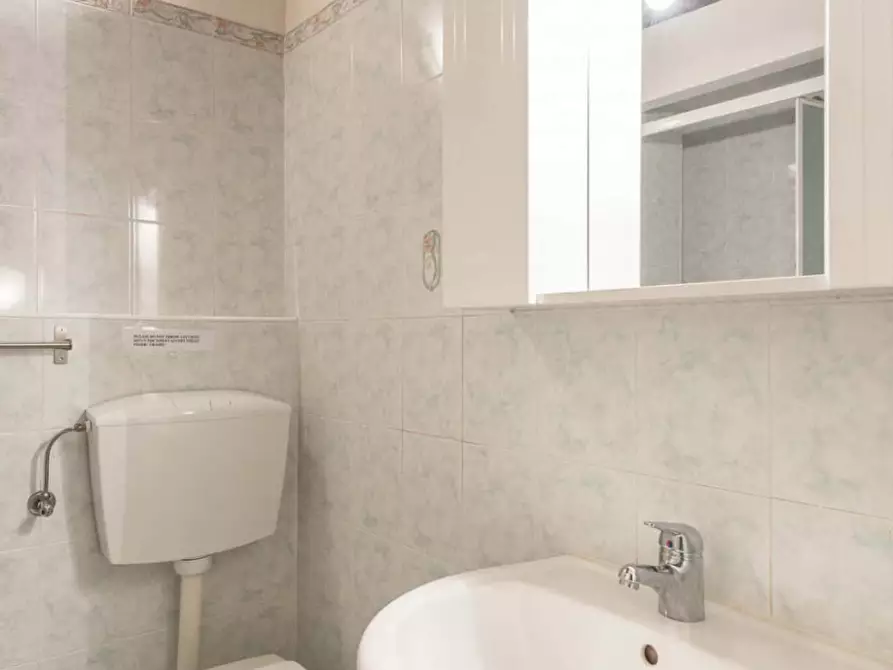 Immagine 8 di Appartamento in affitto  in Via dell' Oriuolo30 a Firenze