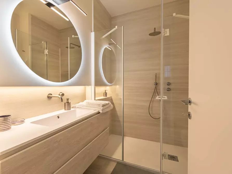 Immagine 32 di Appartamento in affitto  in Via Francesco Melzi d'Eril26 a Milano