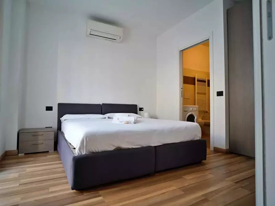Immagine 22 di Appartamento in affitto  in Via Giuseppe Candiani a Milano