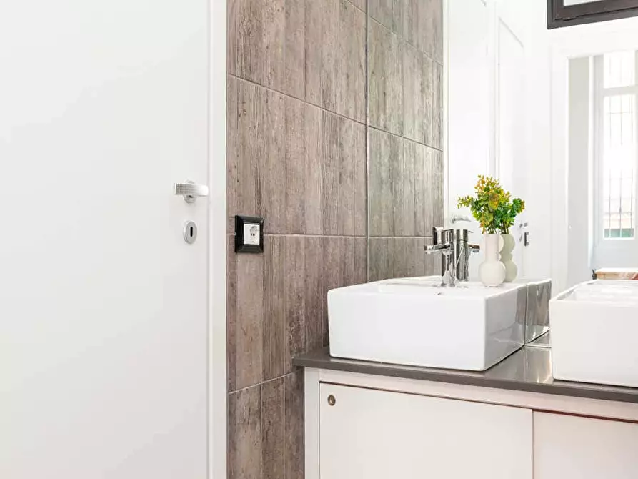 Immagine 48 di Camera in affitto  in Viale Col di Lana6 a Milano