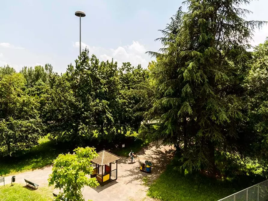 Immagine 11 di Camera in affitto  in Via delle Ande8 a Milano