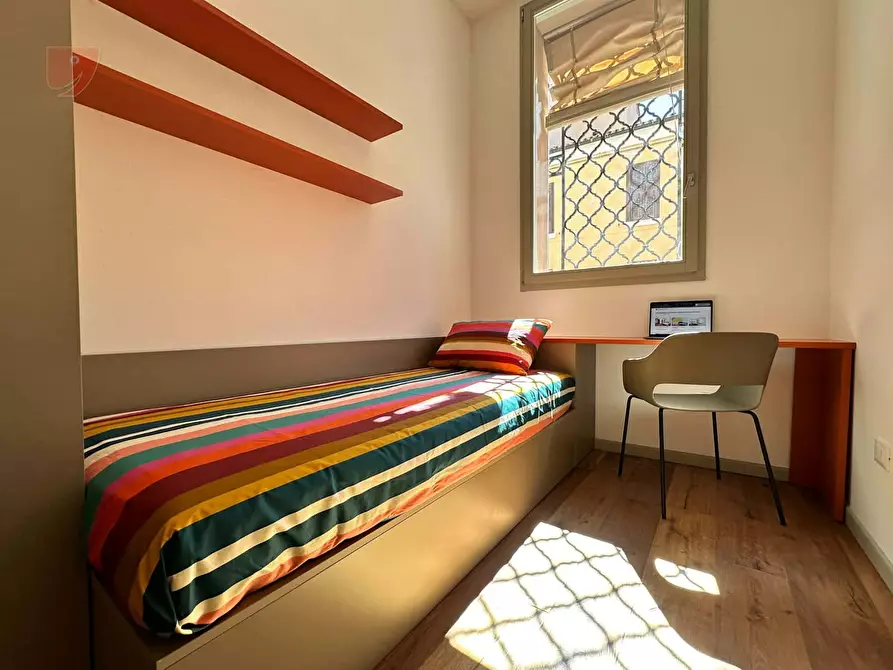 Immagine 2 di Camera in affitto  in Via Montebello91 a Ferrara