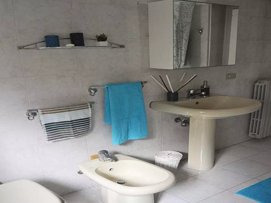 Immagine 21 di Camera in affitto  in Viale Abruzzi66 a Milano