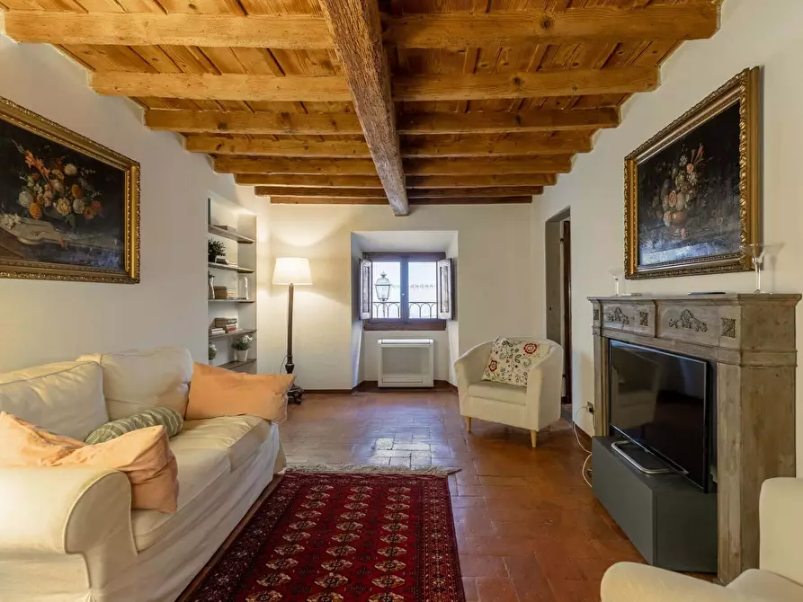 Immagine 1 di Appartamento in affitto  in Borgo la Croce2 a Firenze