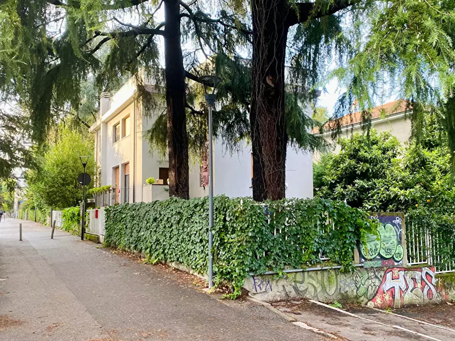 Immagine 22 di Camera in affitto  in Via Sesto Calende16 a Milano
